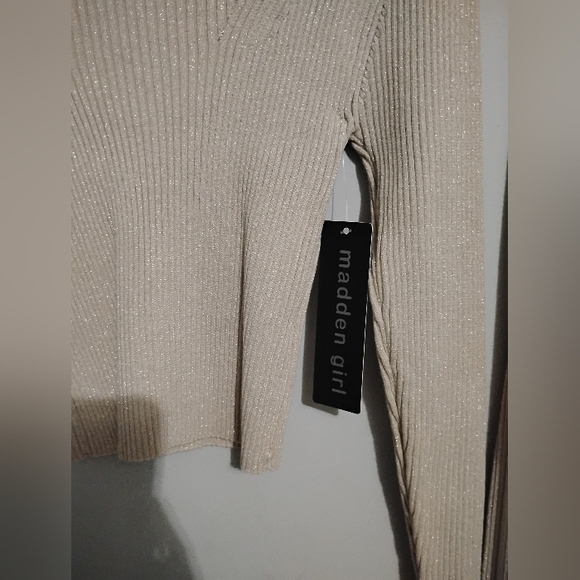 Size Small & Large Matching Sweaters - Picture 2 of 6